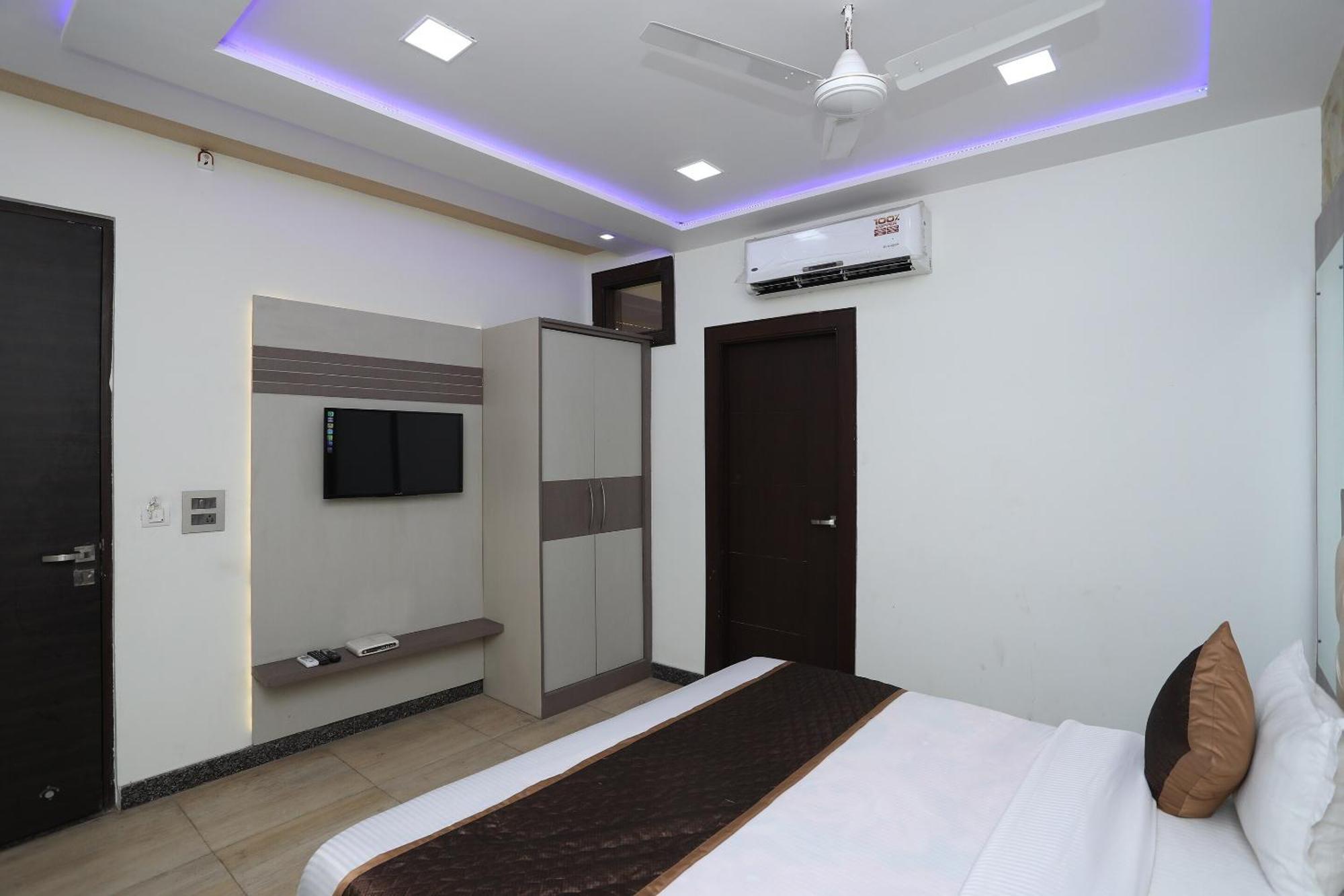 Oyo Hotel Vaishnavi Heritage Inn Agra  Exterior foto