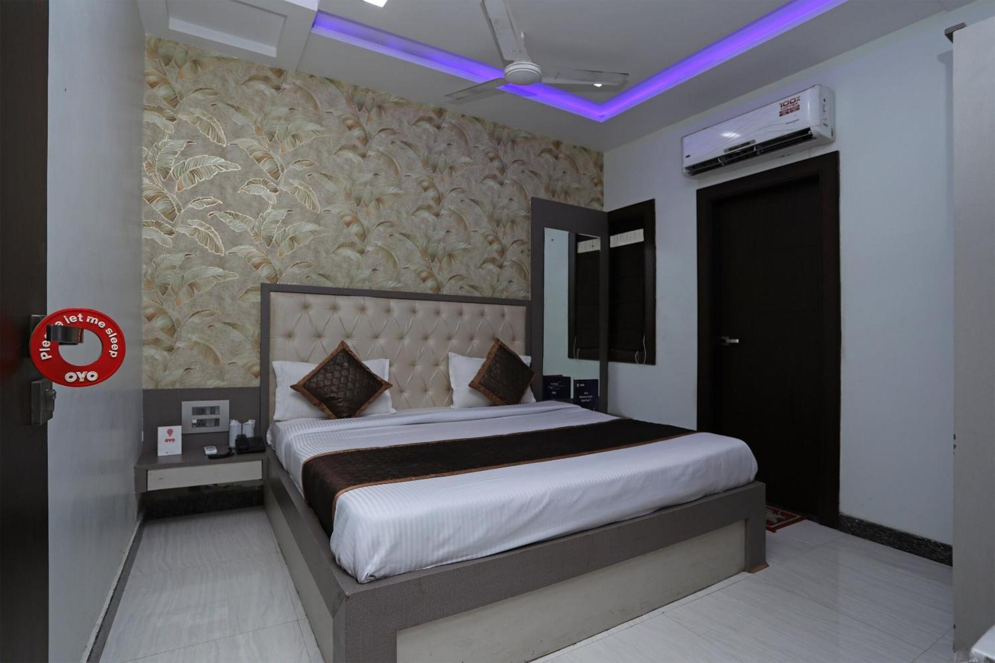 Oyo Hotel Vaishnavi Heritage Inn Agra  Exterior foto